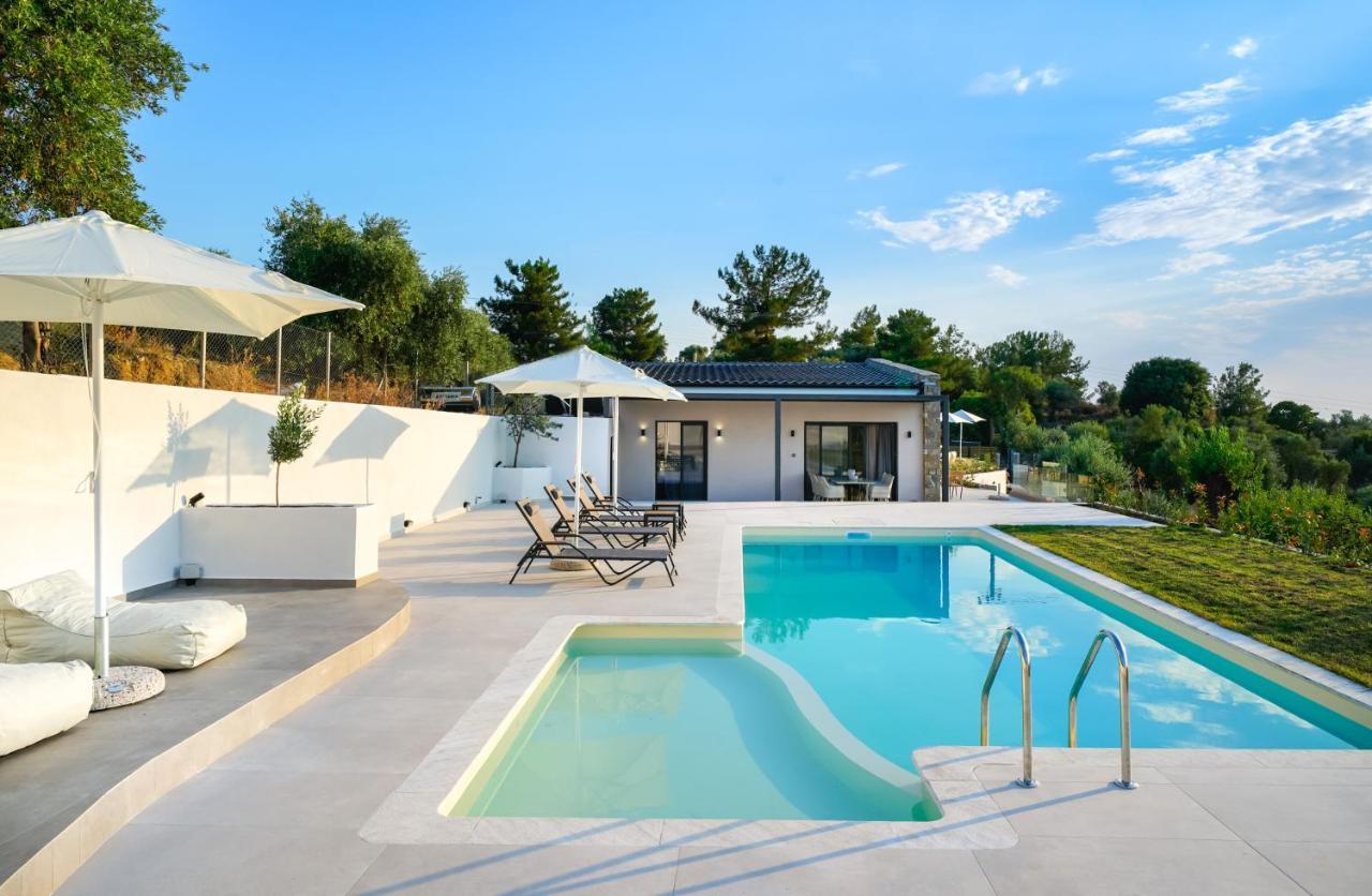 Videre Luxury Suites Потос Екстериор снимка